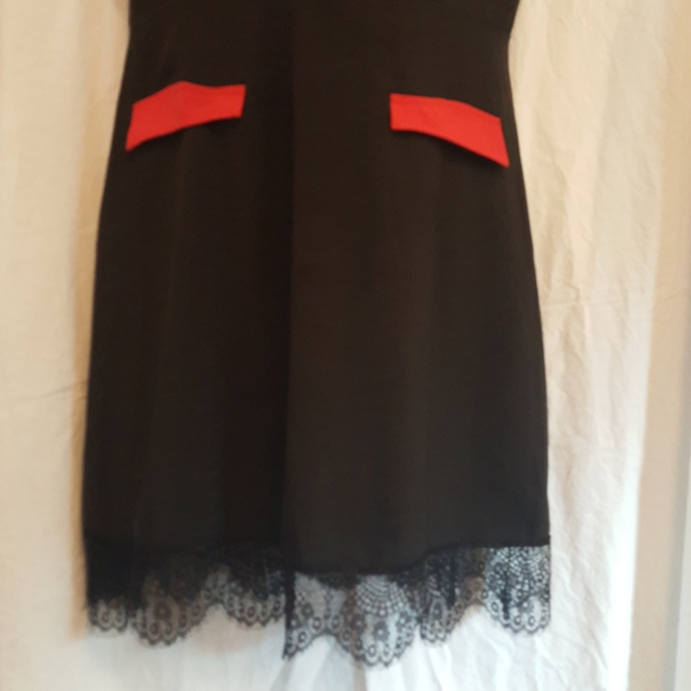Dress - Picture 2 of 3